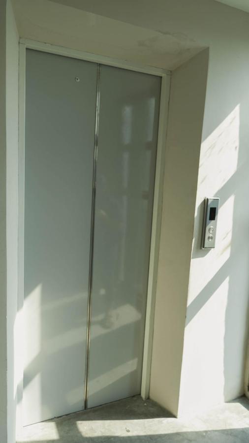 RoomQuest Sukhumvit 107 Samut Prakan Extérieur photo
