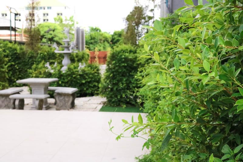 RoomQuest Sukhumvit 107 Samut Prakan Extérieur photo