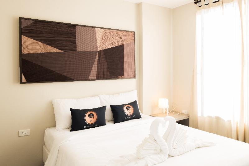 RoomQuest Sukhumvit 107 Samut Prakan Extérieur photo